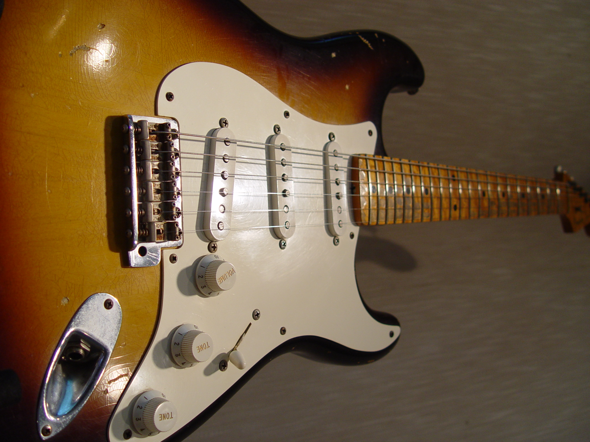 1999 Early Fender Stratocaster Relic Custom Shop Guitarwacky.com