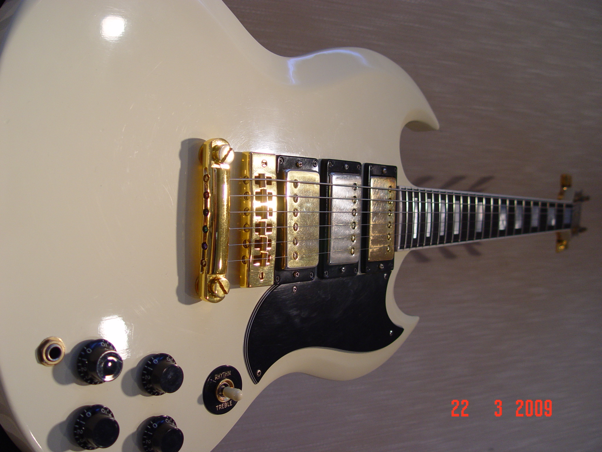 1979 Gibson SG Custom Triple Pickups Guitarwacky.com