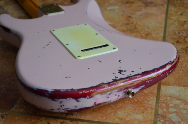 Fender Stratocaster Shell Pink Relic Guitarwacky.com