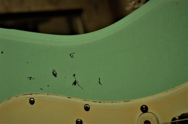 Fender Stratocaster Aged Finish Checking Guitarwacky.com