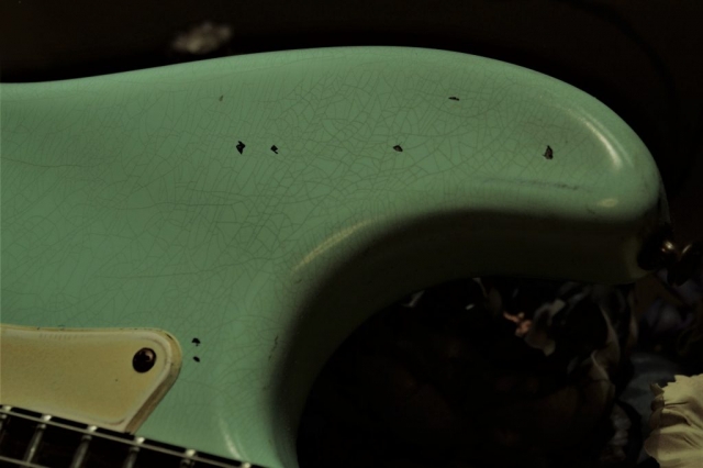 Fender Stratocaster Aged Checked Bout Horn Surf Green Guitarwacky.com