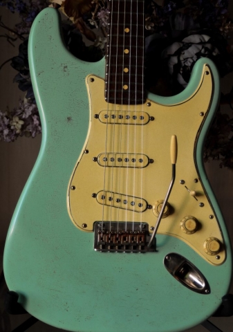 Fender Strat Heavy Relic Surf Green Pickguard Guitarwacky.com