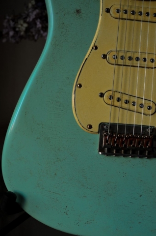 Fender Stratocaster Heavy Relic Surf Green Finish Checking Guitarwacky.com