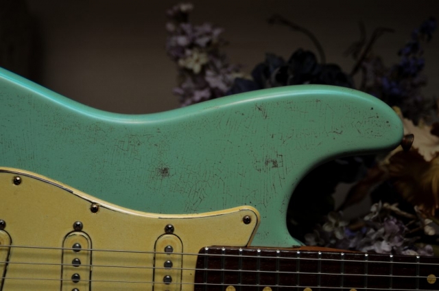 Fender Stratocaster Heavy Relic Surf Green Finish Checking Guitarwacky.com