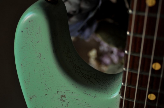 Fender Strat Relic Surf Green Finish Checking Guitarwacky.com