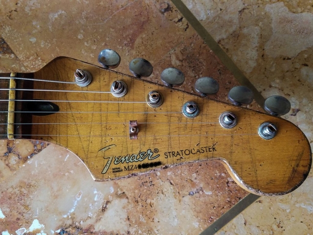 Fender Stratocaster Relic Headstock Ping Vintage Tuners Guitarwacky.com
