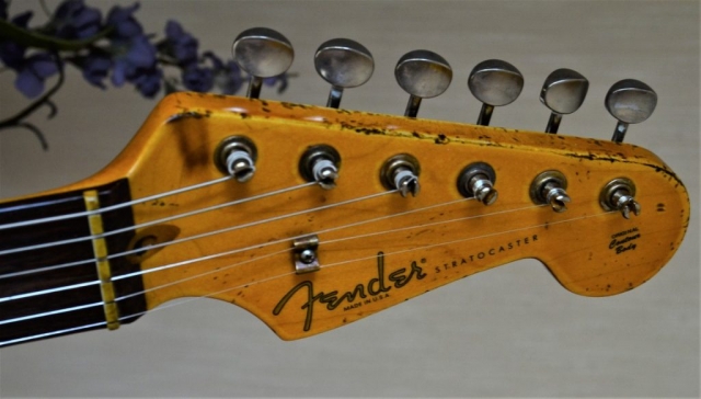 Tuners Fender Stratocaster Aged Headstock Peg Head Relic White Guitarwacky.com