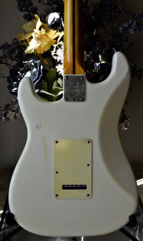 Finish Checking Fender Stratocaster Aged Relic White Guitarwacky.com