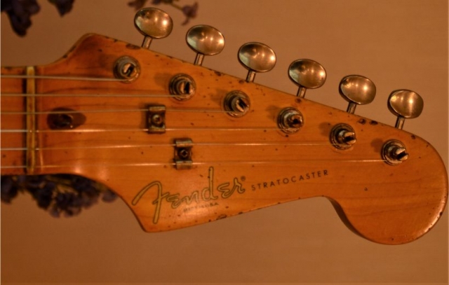 Relic Aged Headstock Fender Stratocaster Guitarwacky.com