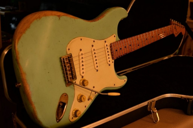 Fender Stratocaster Relic Surf Green Guitarwacky.com