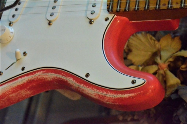 Horn Fender Stratocaster Relic Fiesta Red Guitarwacky.com