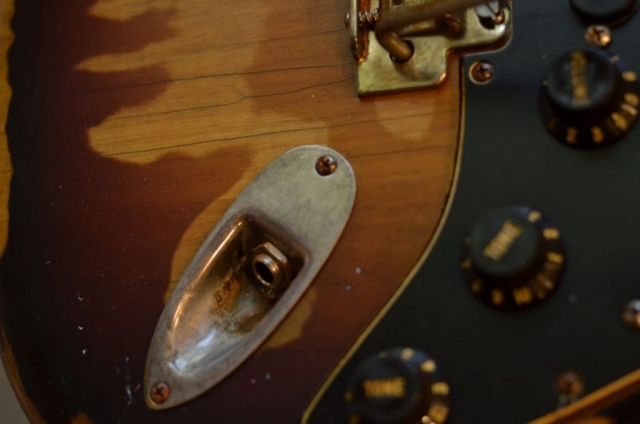 Fender Stratocaster Relic Sunburst Jack Plate Guitarwacky.com