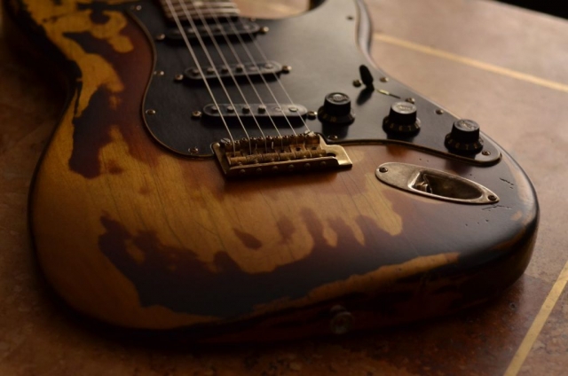Fender Stratocaster Relic Sunburst Guitarwacky.com
