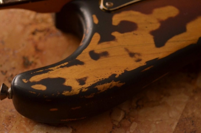 Fender Stratocaster Relic Sunburst Horn Guitarwacky.com