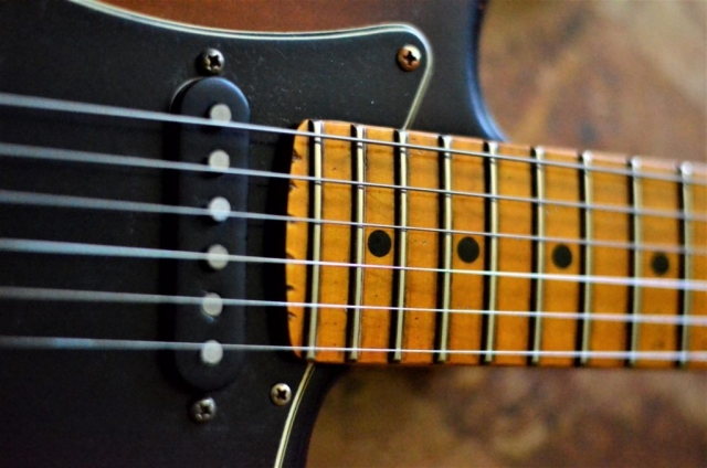 Fender Stratocaster Relic Jumbo Fret Wire