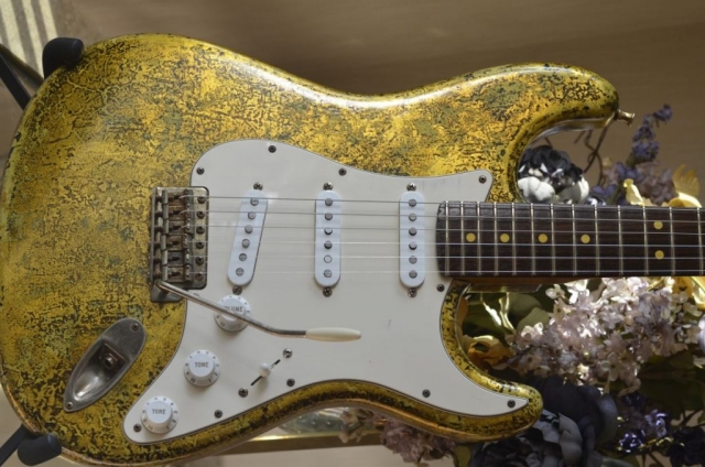 Fender Stratocaster Custom Heavy Relic Gold Leaf