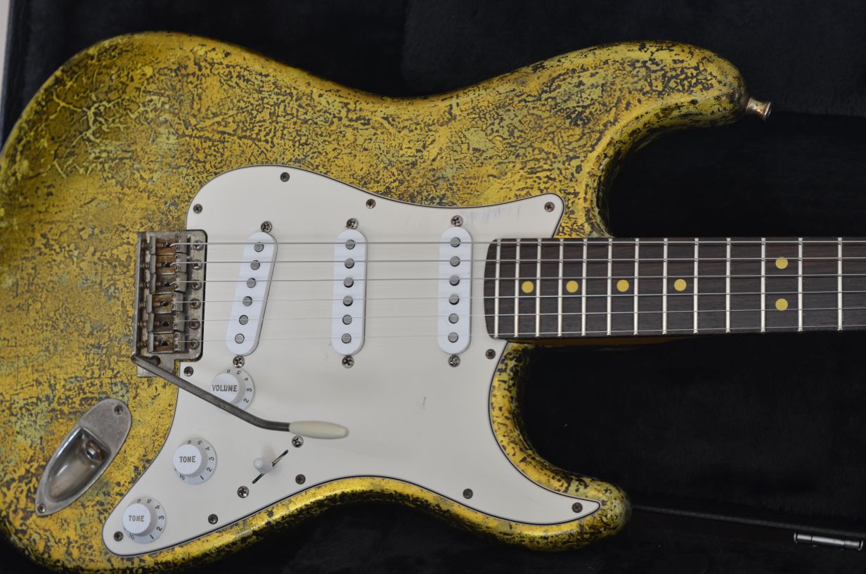 Fender Stratocaster Custom Aged Relic Gold Leaf