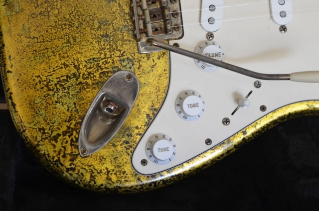 Heavy Relic Fender Stratocaster Custom Gold Leaf