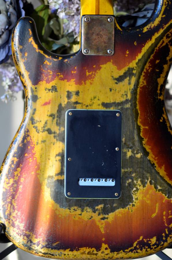 Fender Stratocaster Sunburst Heavy Relic Nitro Custom Back
