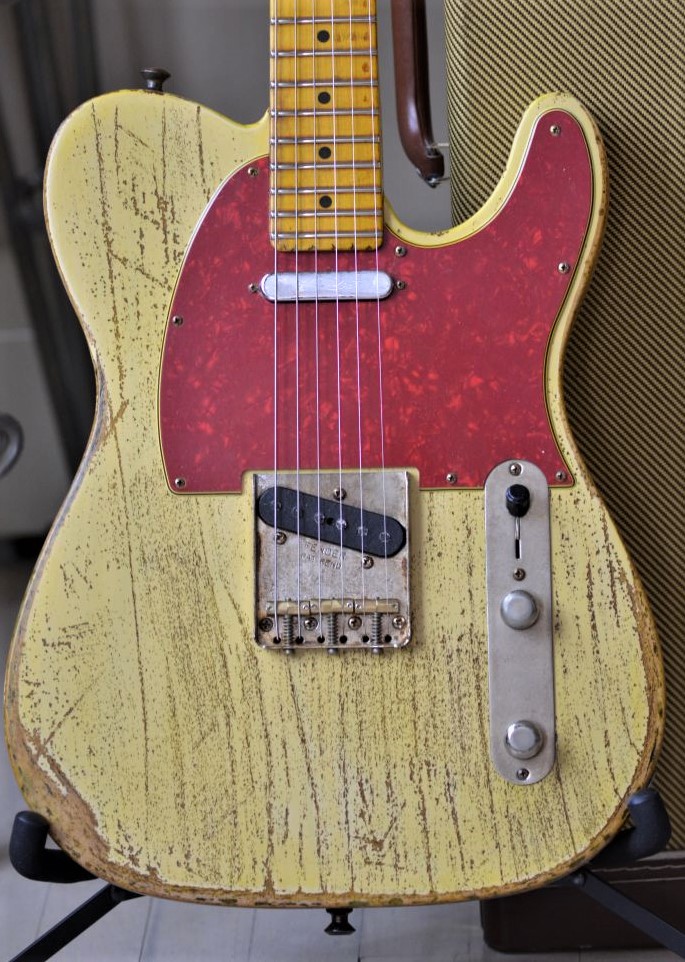 Fender-American-Special-Telecaster-Heavy-Relic