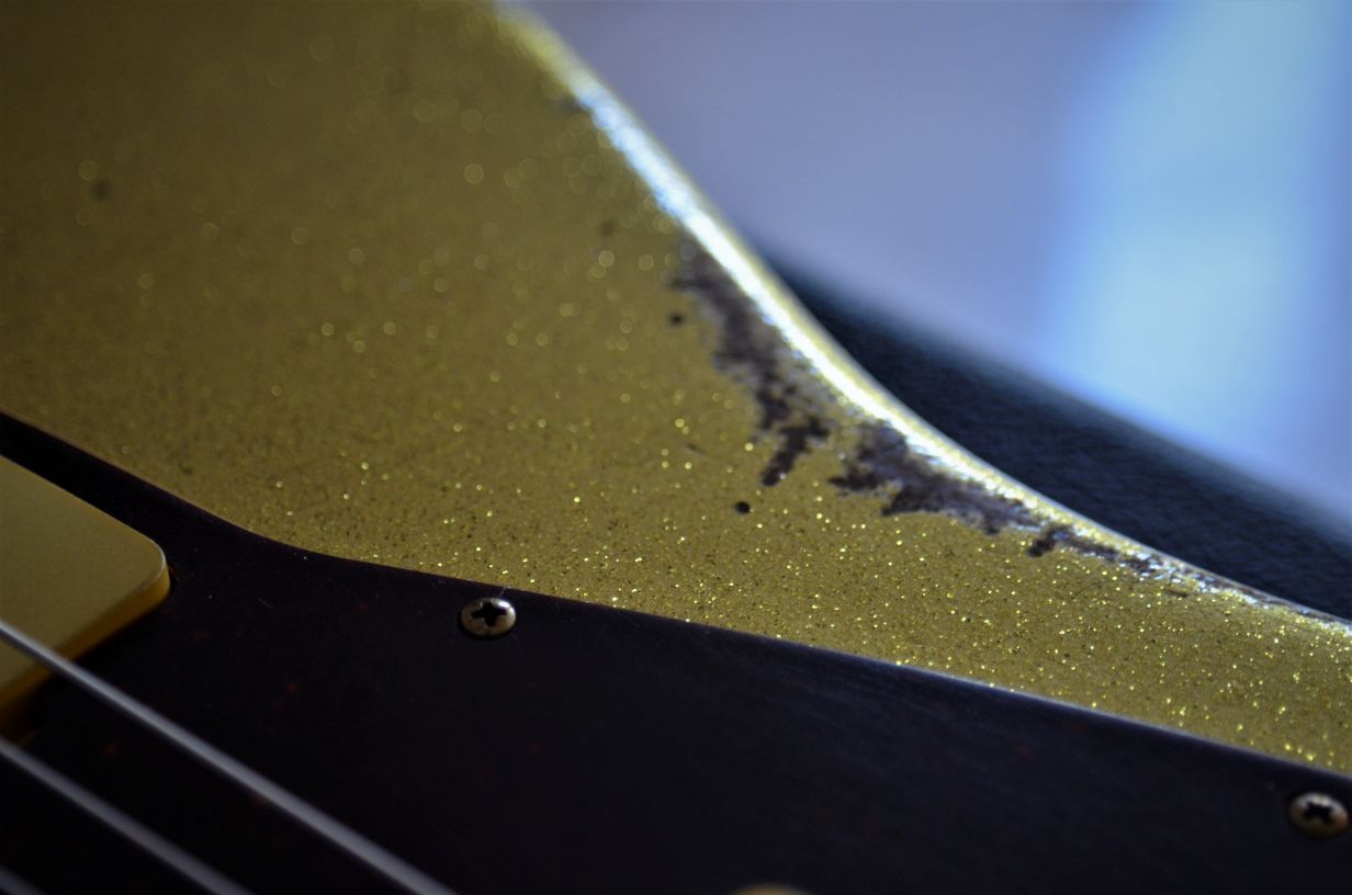 Fender Relic Gold Sparkle Jazzmaster