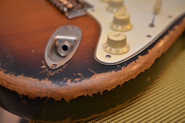 Stratocaster Custom Relic Jack Plate Knobs