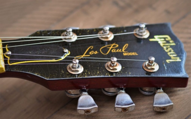 Relic Gibson Les Paul Headstock