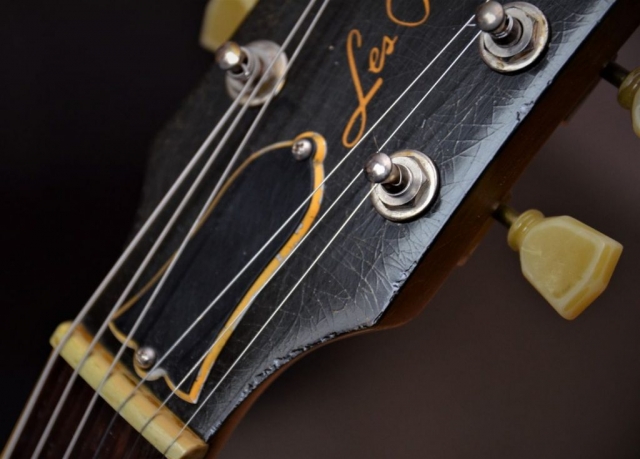 Les Paul Headstock Checking Vintage